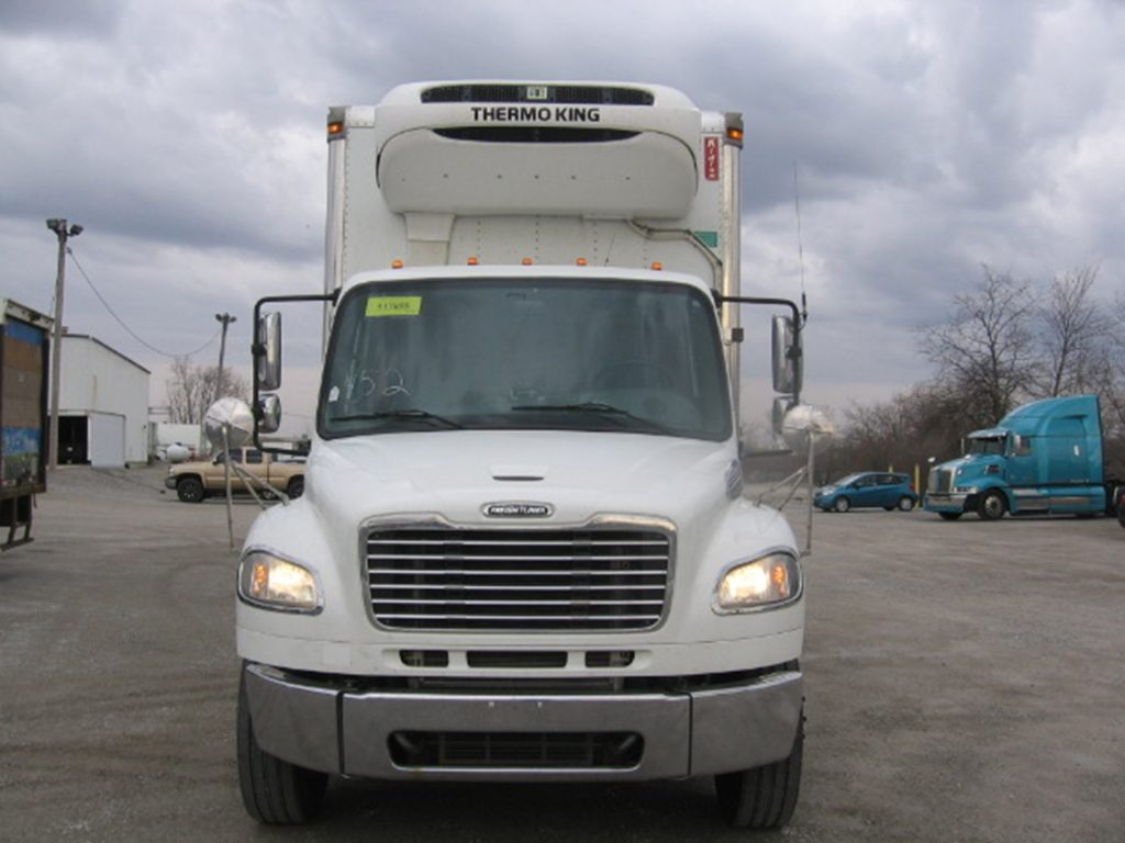 2017 FREIGHTLINER M2 106 - Truck Country