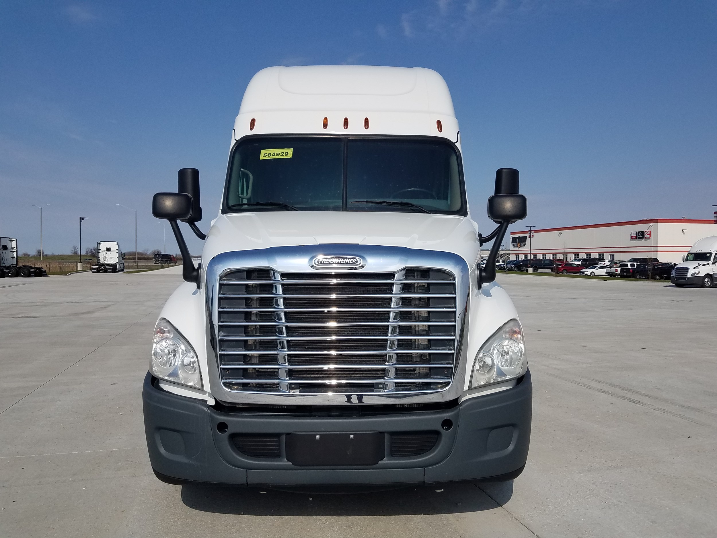 2019 FREIGHTLINER EVO - Truck Country