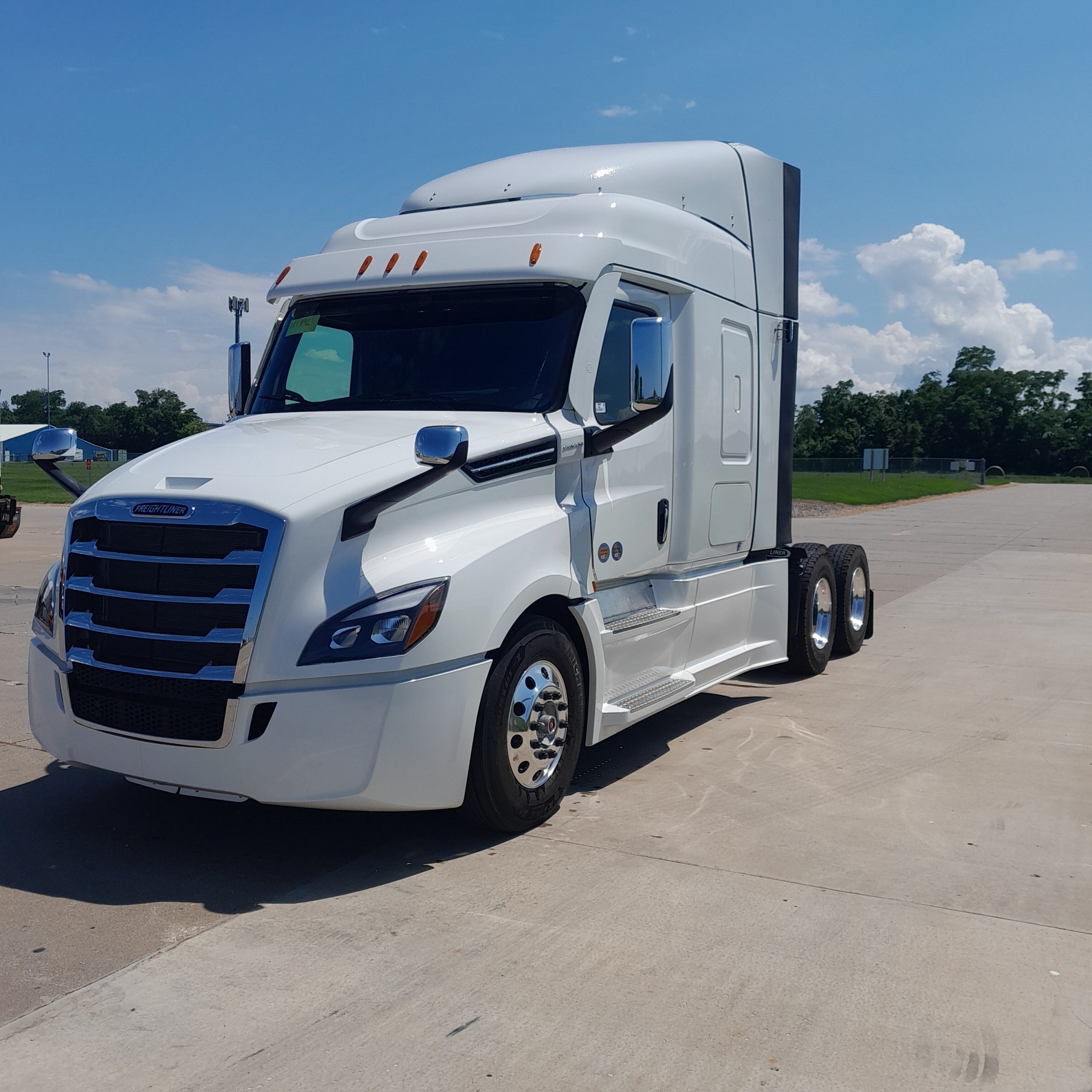 2025 Freightliner PT126 - image 1 of 6