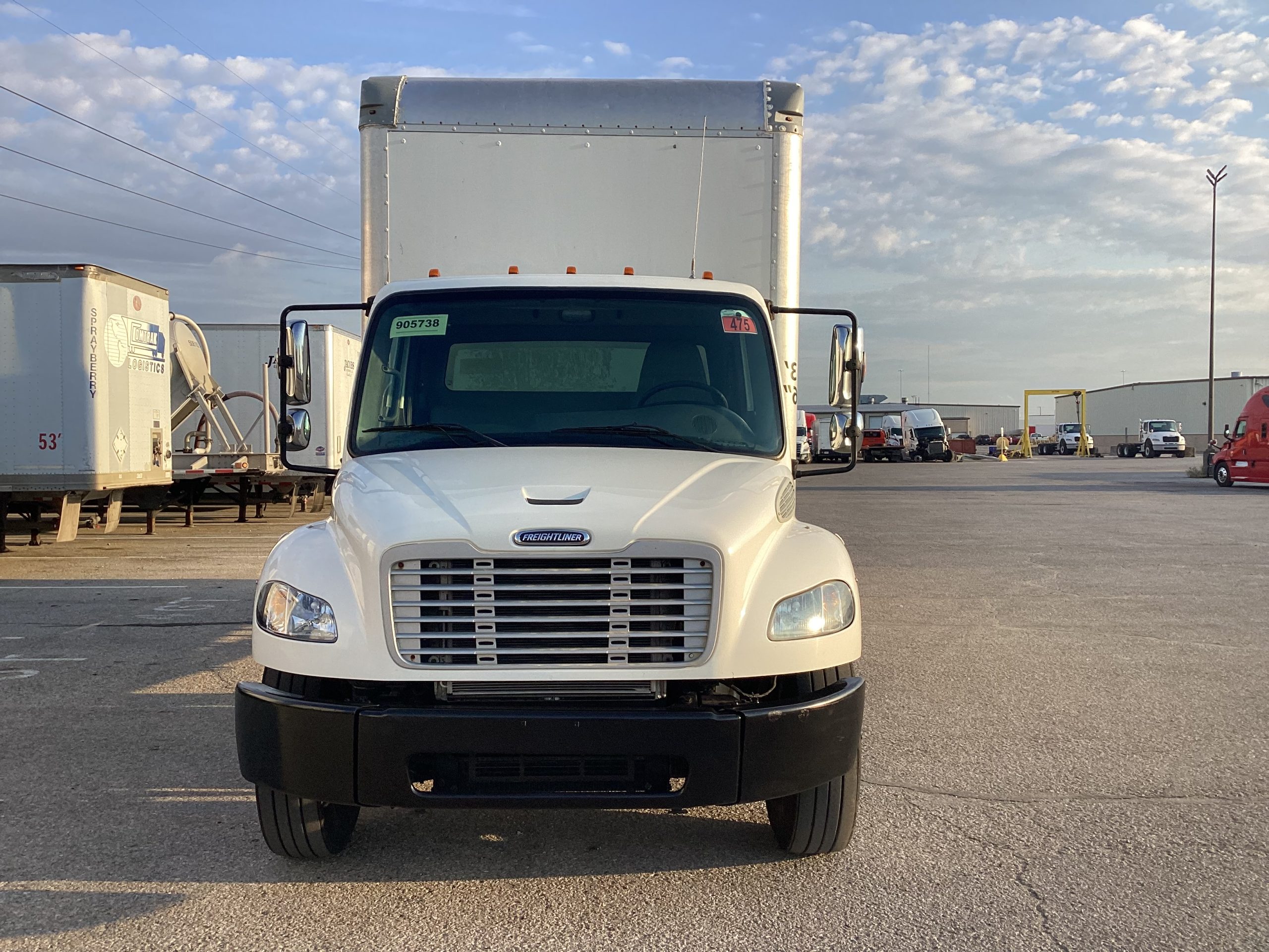 2018 Freightliner M2 106 - image 2 of 6