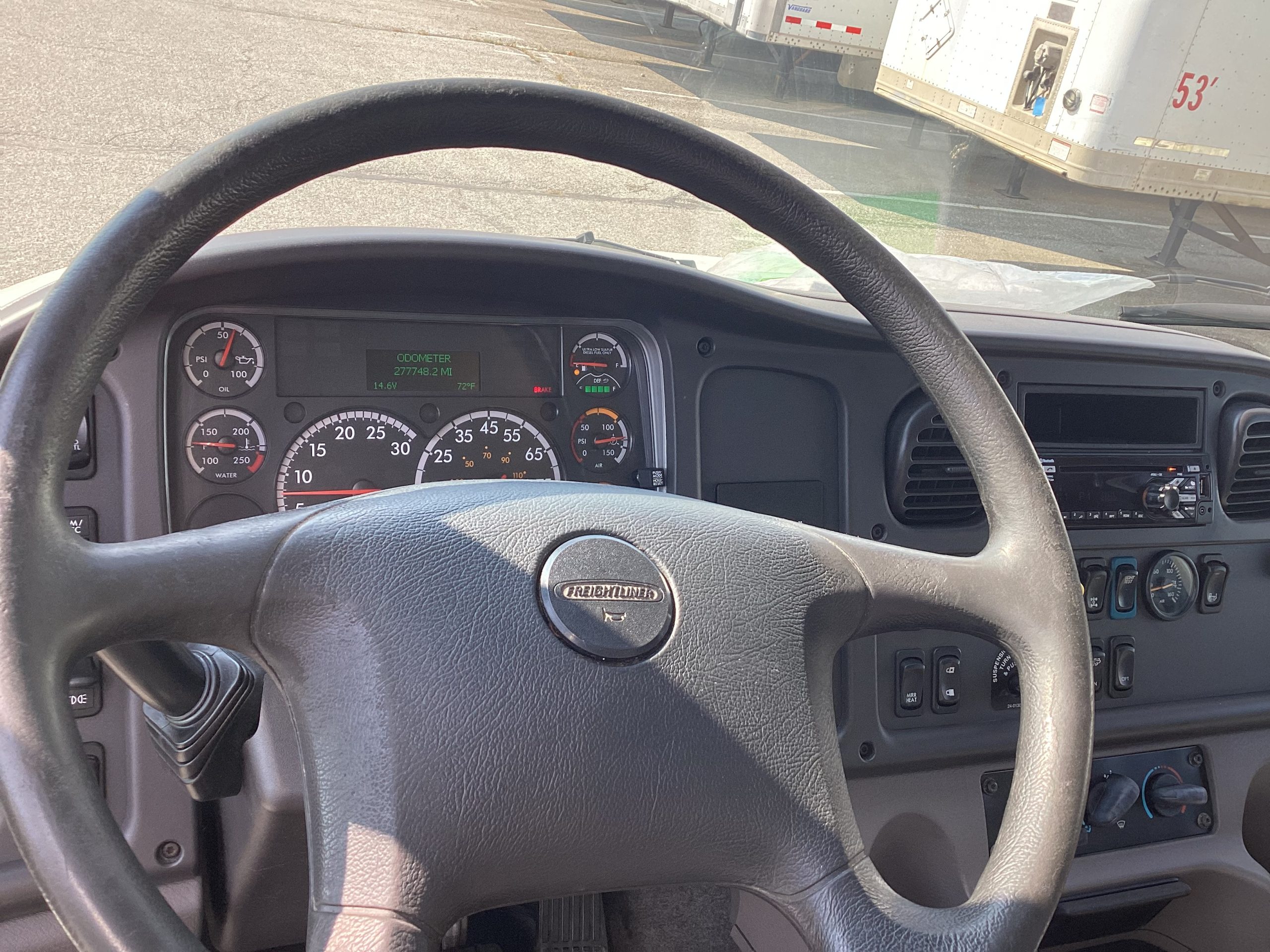 2019 Freightliner M2 106 - image 5 of 6