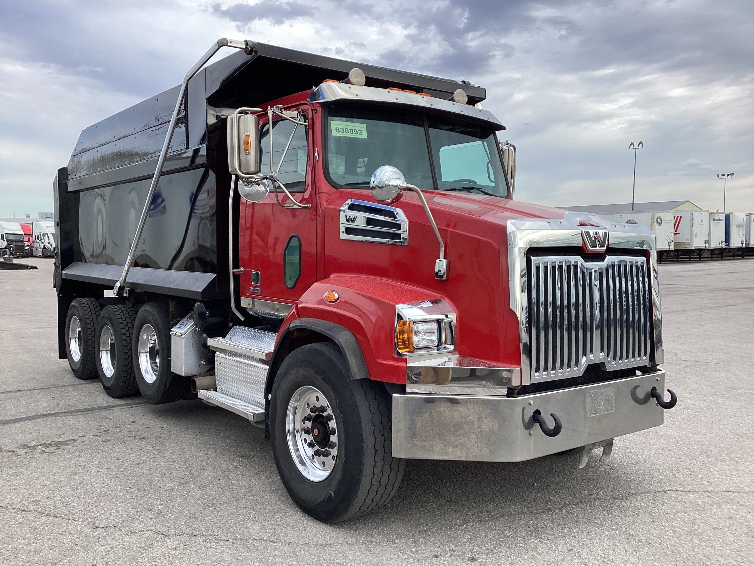 2020 Western Star 4700SB - image 3 of 6