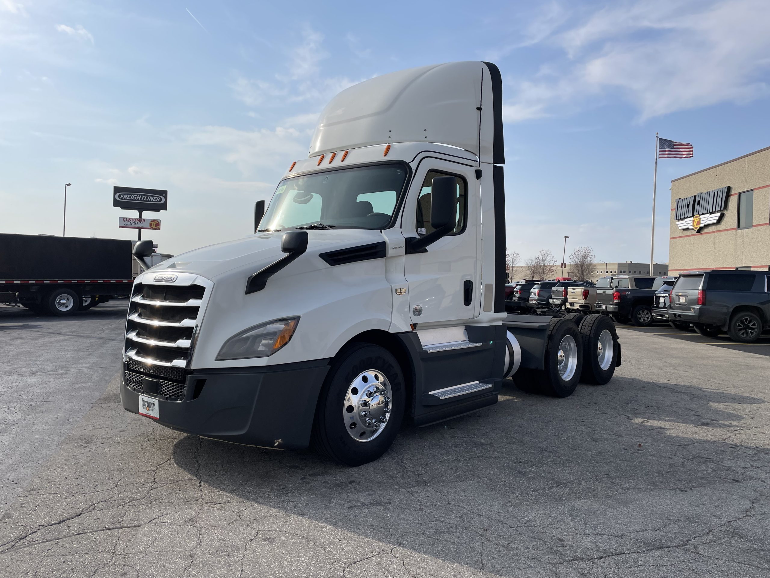 2020 Freightliner PT126 - image 2 of 5