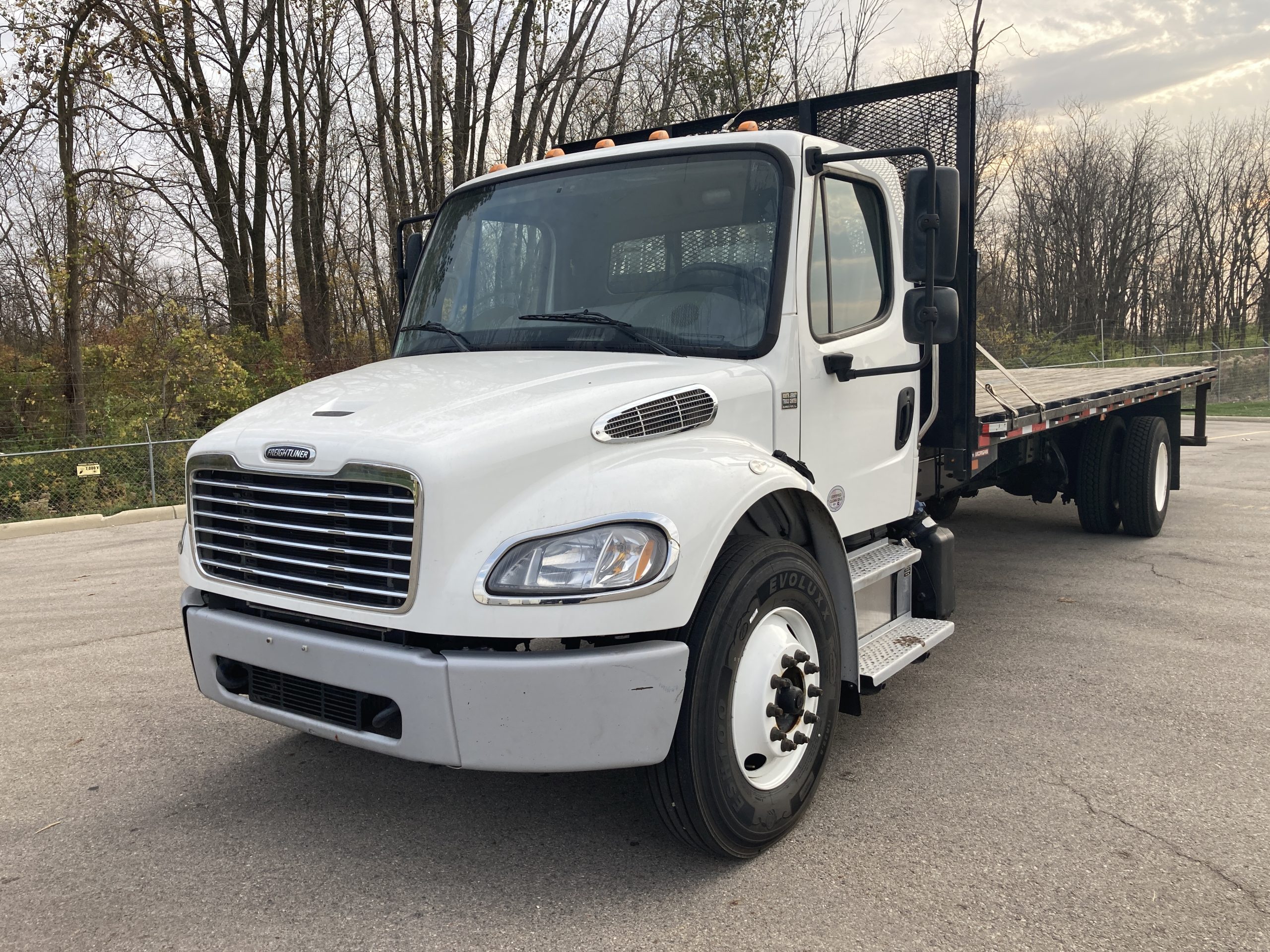 2021 Freightliner M2 106 - image 1 of 1