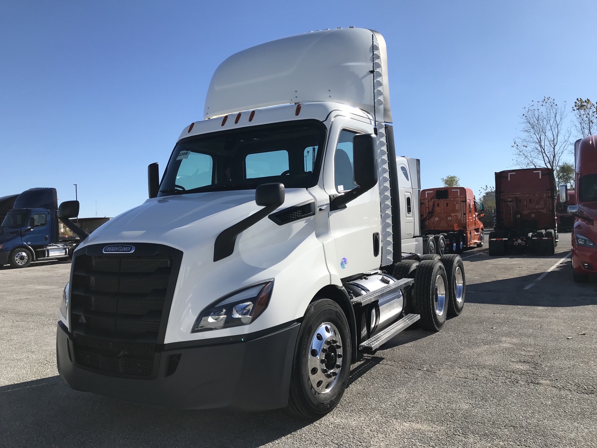 2020 Freightliner PE116 - image 1 of 5