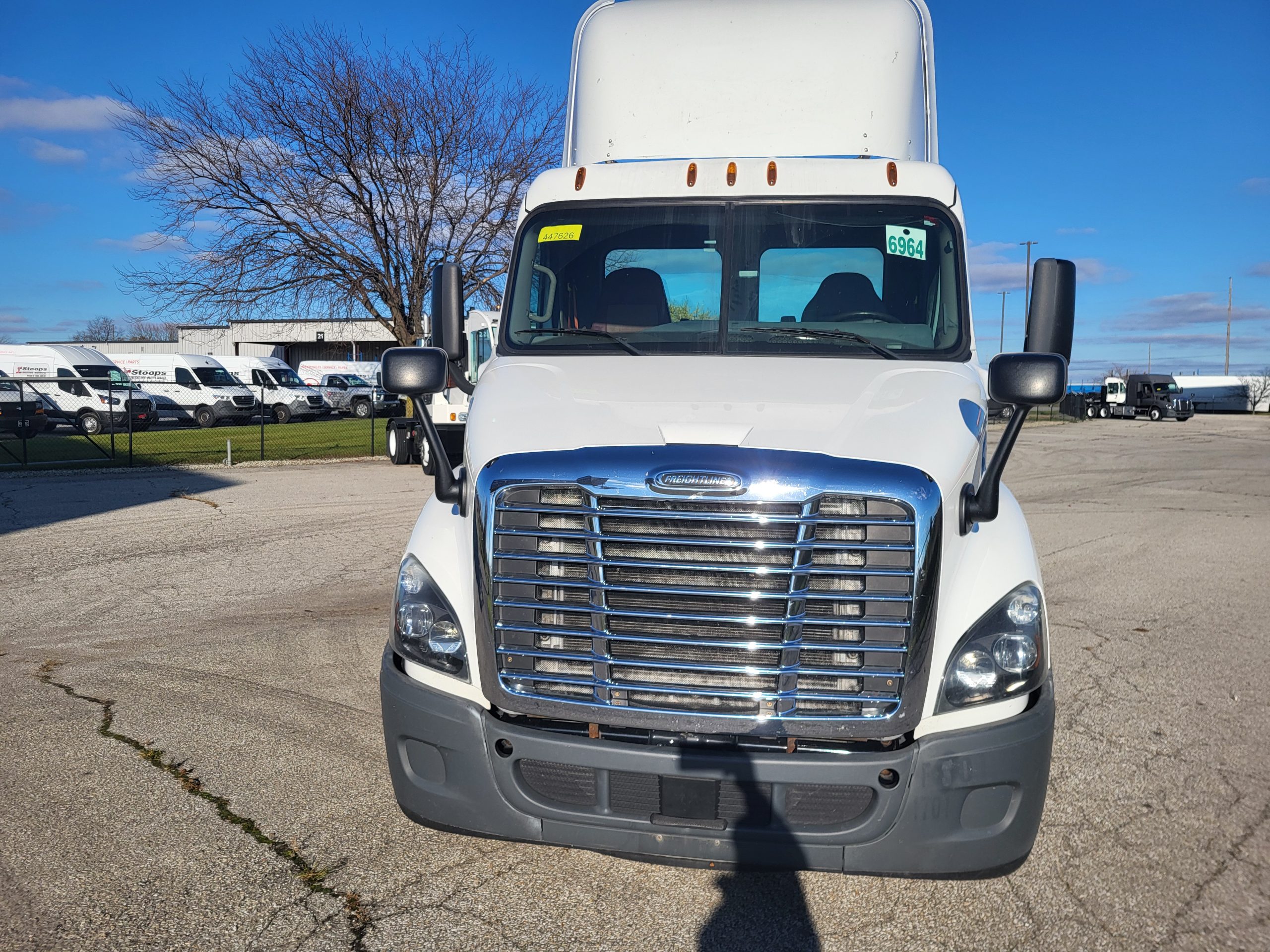 2017 Freightliner CA113 - image 2 of 6