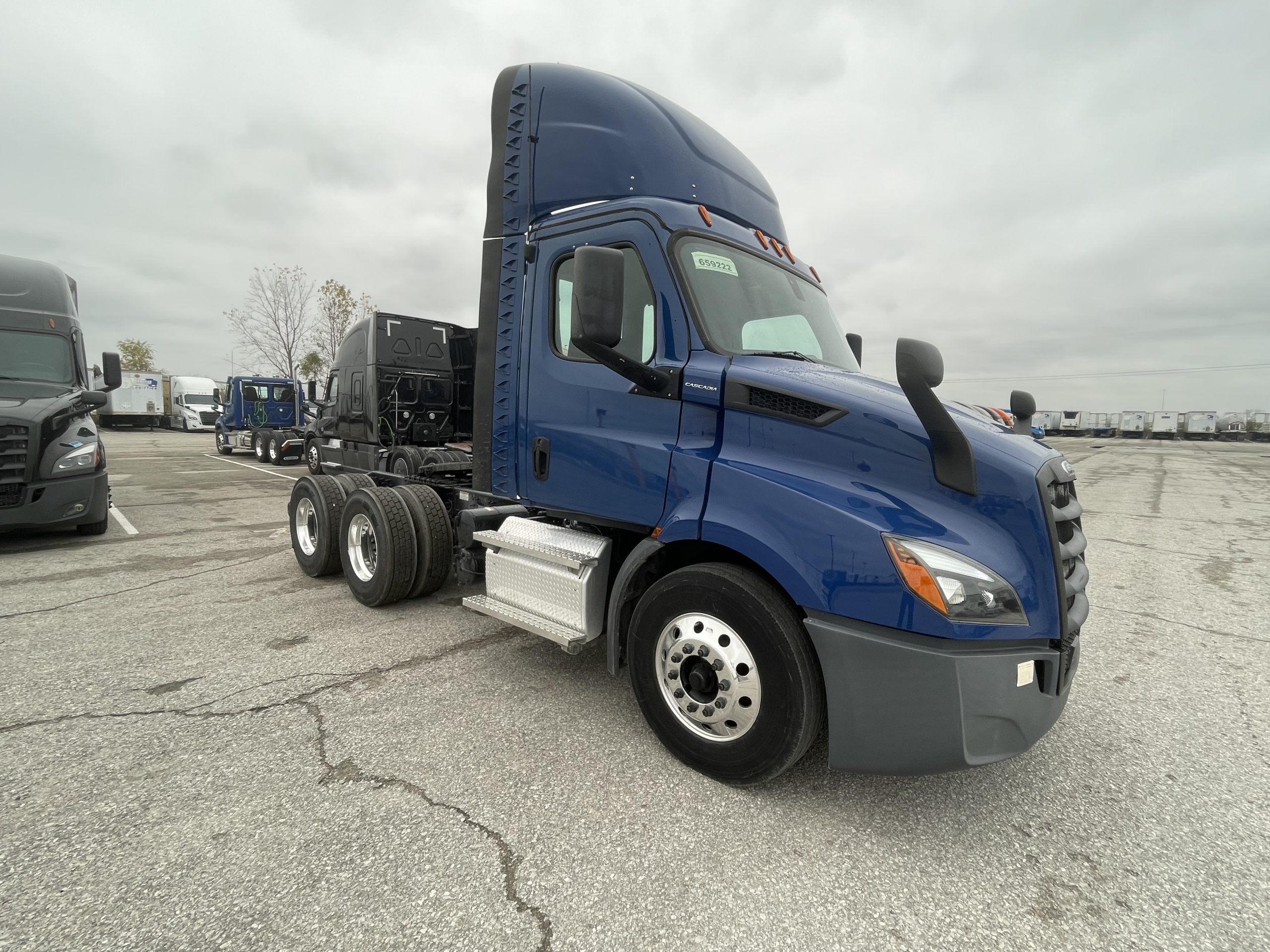 2020 Freightliner PE116 - image 3 of 6