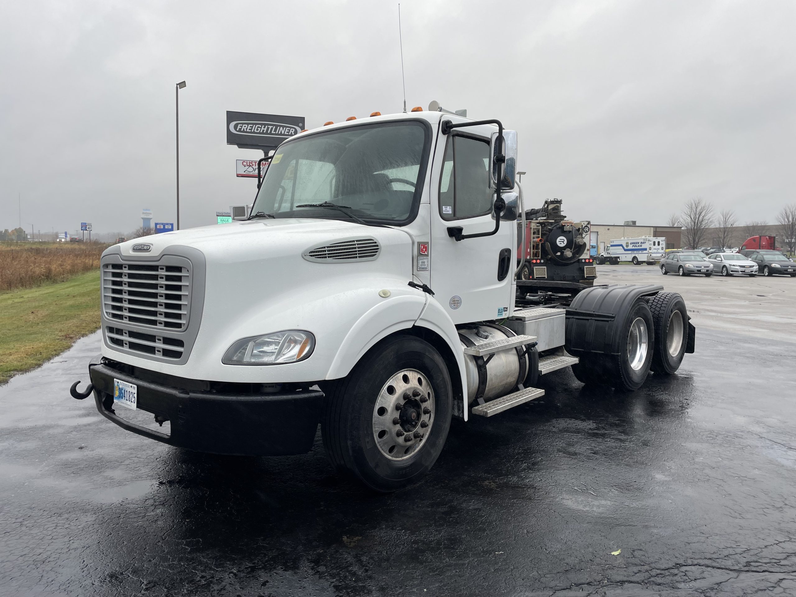 2018 Freightliner M2112 - image 1 of 6