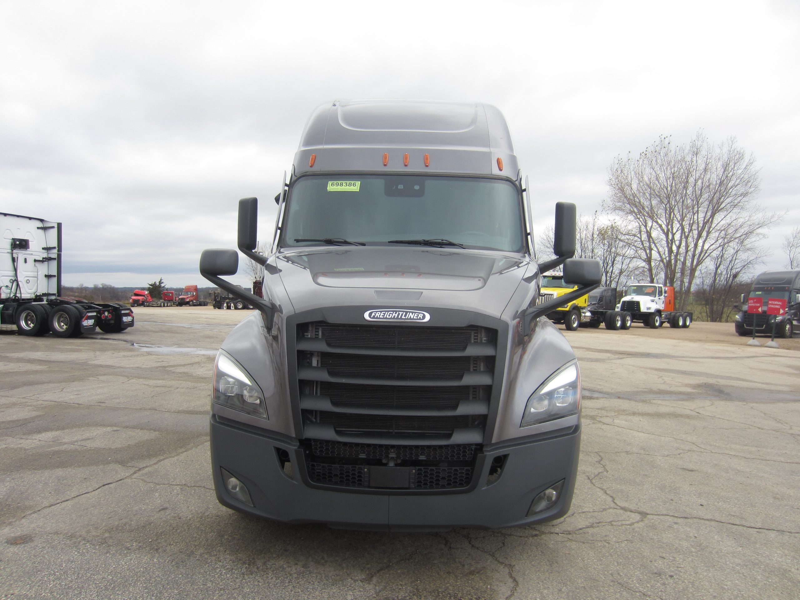 2022 Freightliner PT126 - image 2 of 6