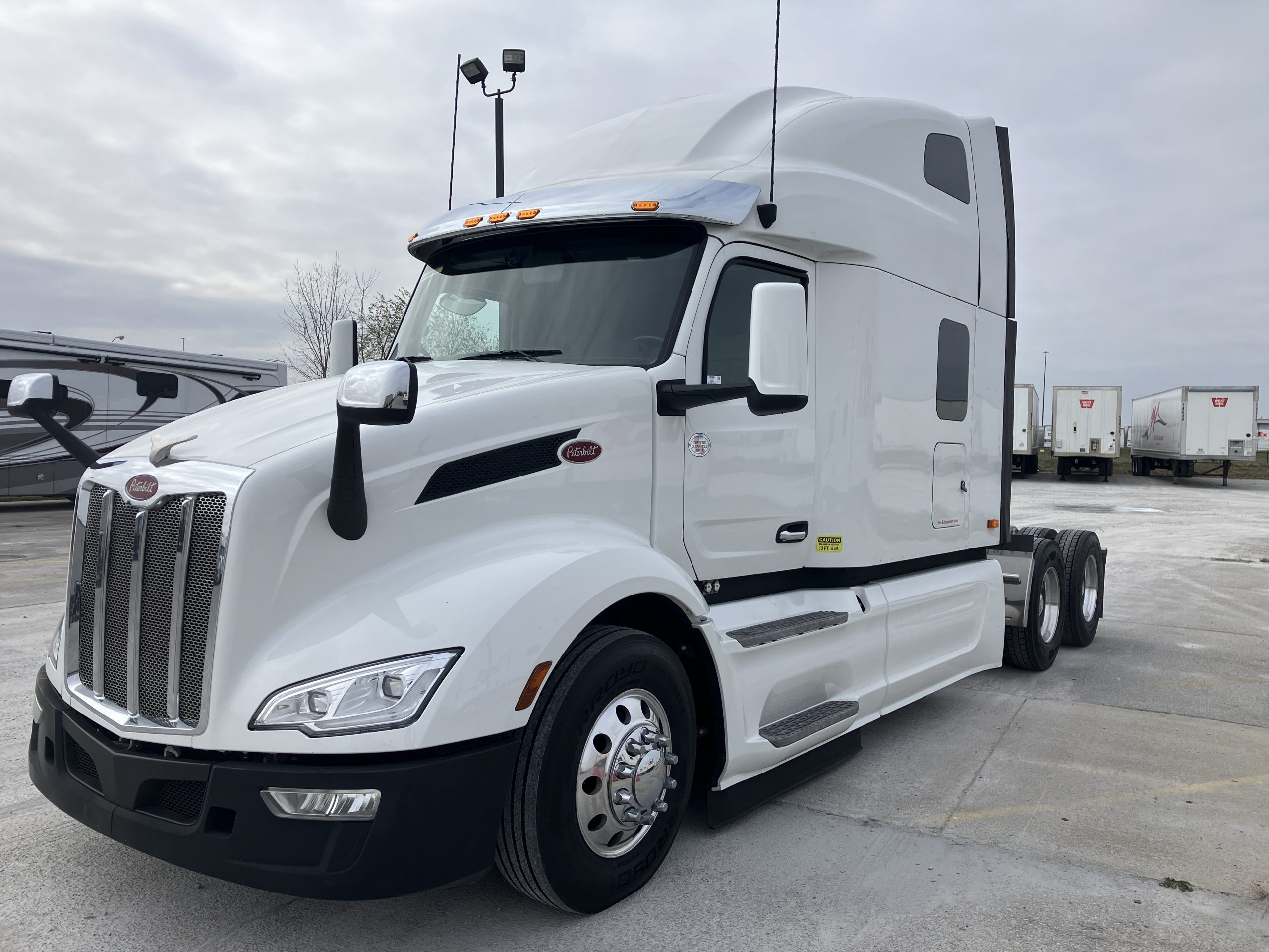 2022 Peterbilt 579 - image 6 of 6