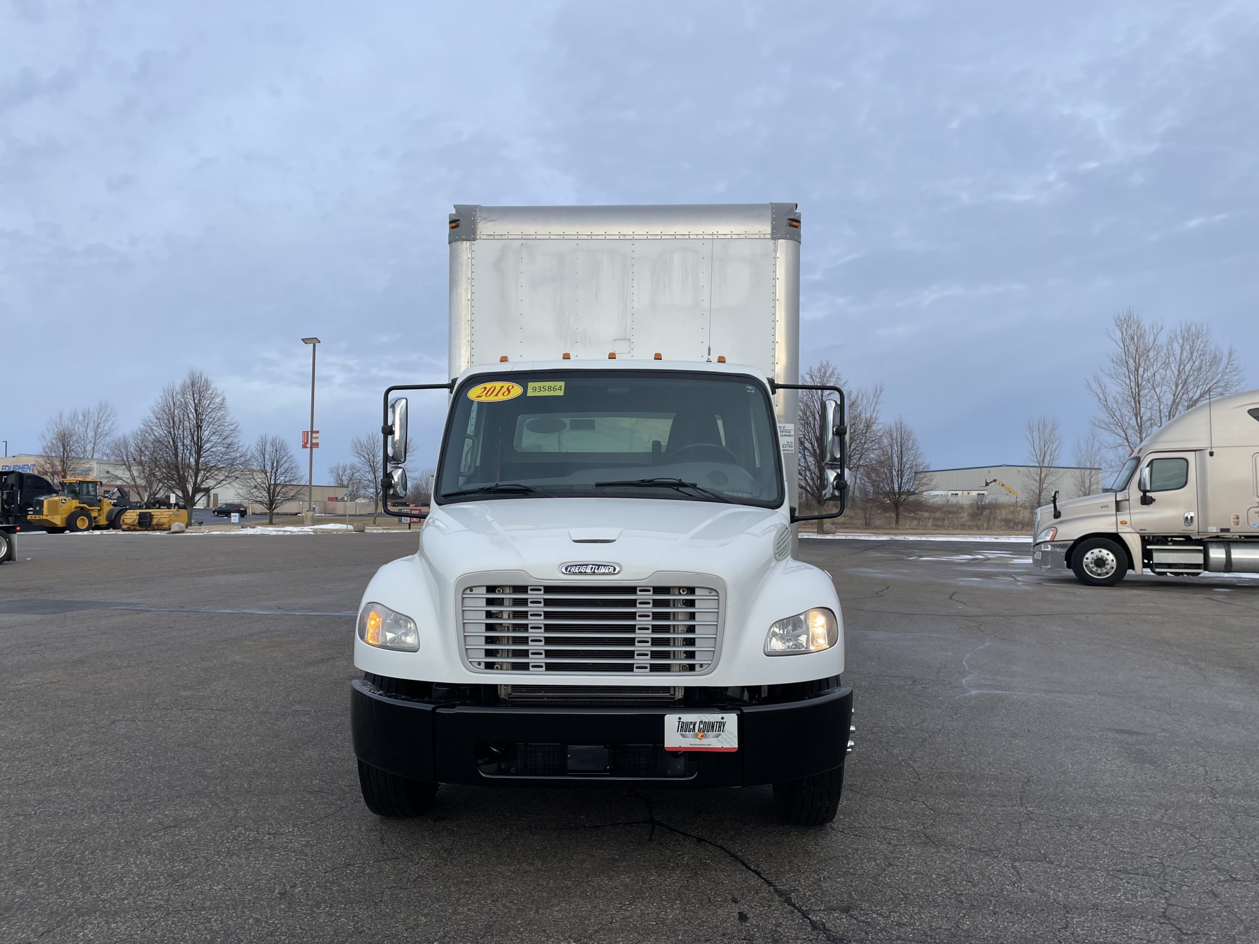 2018 Freightliner M2 106 - image 2 of 6