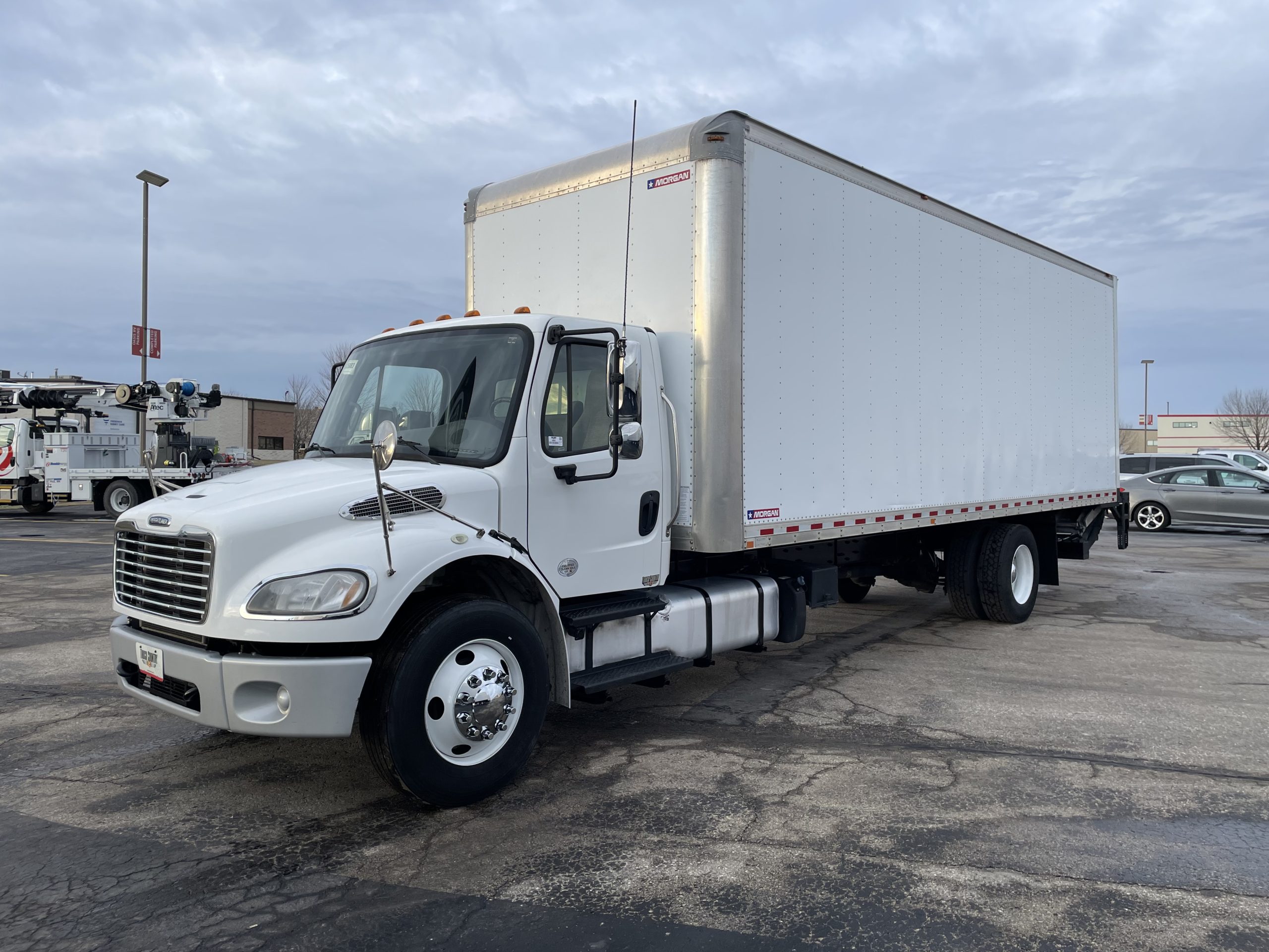 2018 Freightliner M2 106 - image 1 of 6