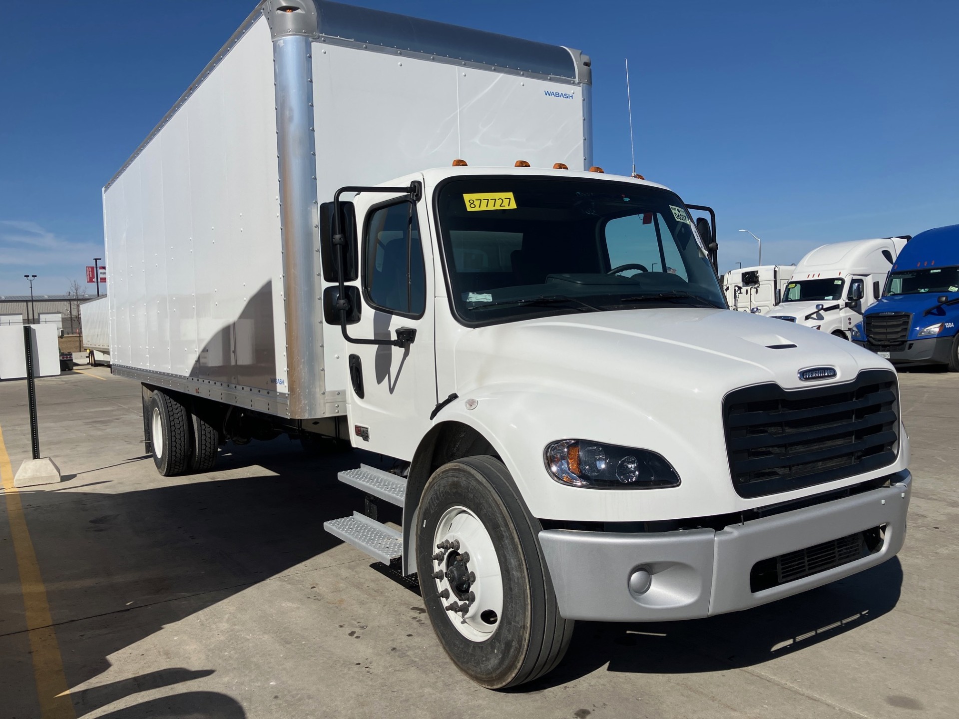 2026 Freightliner M2 106 - image 3 of 5